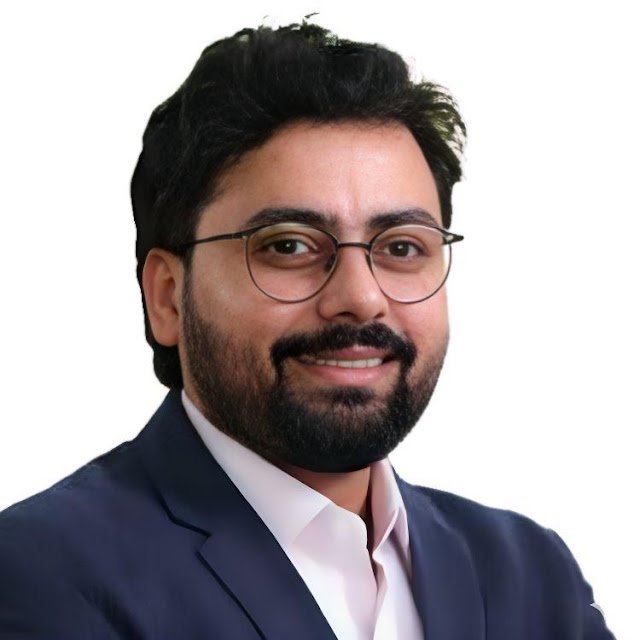 IIM Lucknow Alumnus Launches Happy Jhappi, India’s First Ritual Gifting Brand